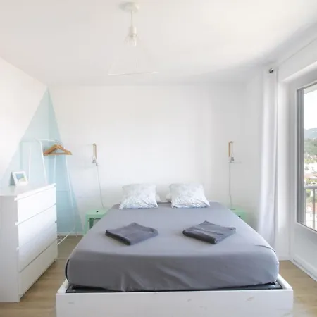 4 Swimming Pool Summer Parking & Superb View! Aix-les-Bains