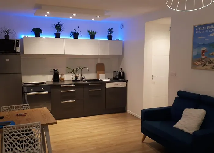 4 Swimming Pool Summer Parking & Superb View! Appartement