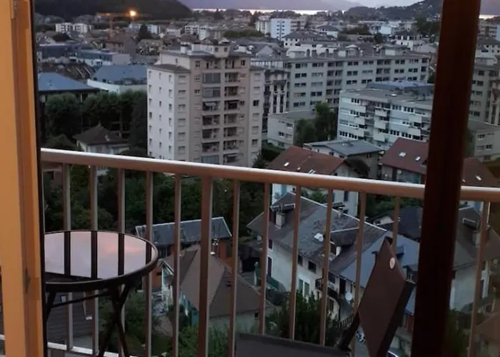 4 Swimming Pool Summer Parking & Superb View! *